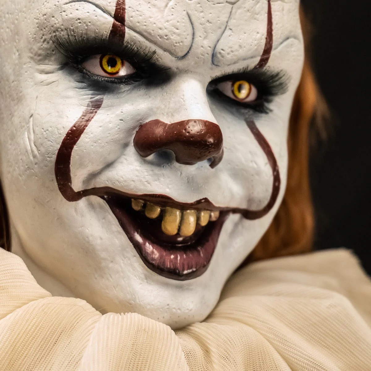IT - Pennywise Premium Scale Doll - Screamers Costumes